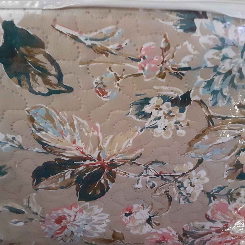 Quilt - Picture 2 of 2